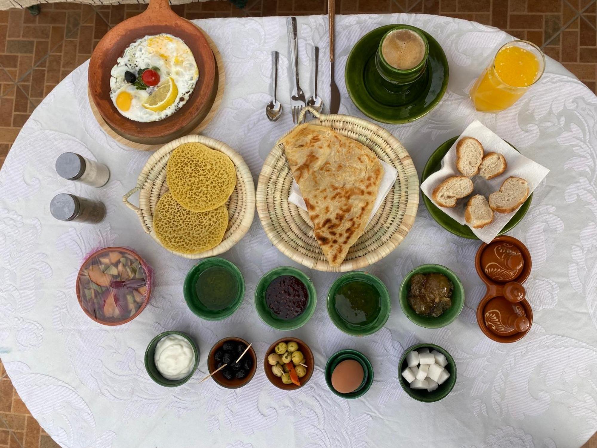 Dar Mgouna Roses Kelaat-M'Gouna Exteriör bild